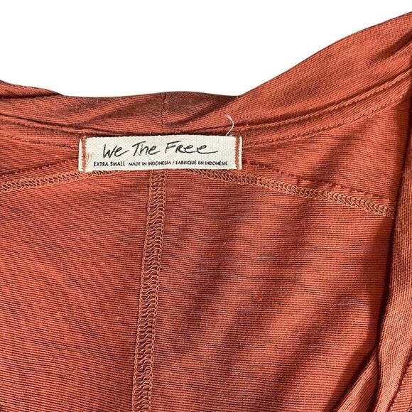 We The Free Burnt Orange Over Sized T-Shirt Size X-Small V-Neck Rolled Sleeve - Picture 7 of 10